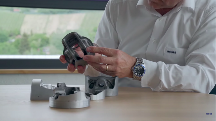 这些3D打印的活塞可以增加30马力的经典车!