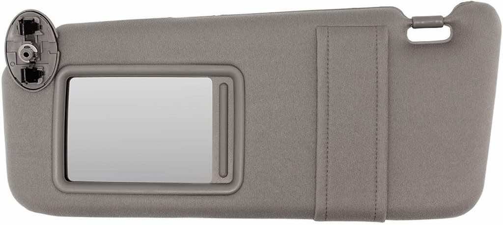 丰田凯美瑞的10个最佳遮阳板