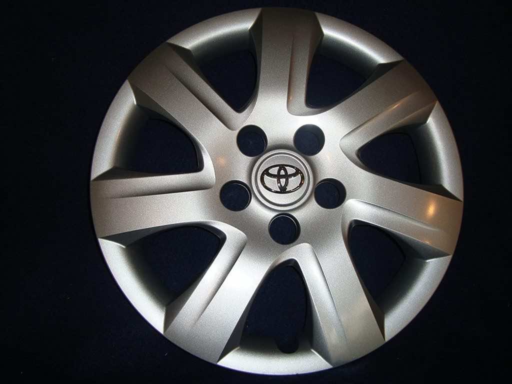 丰田凯美瑞的10个最佳车轮盖