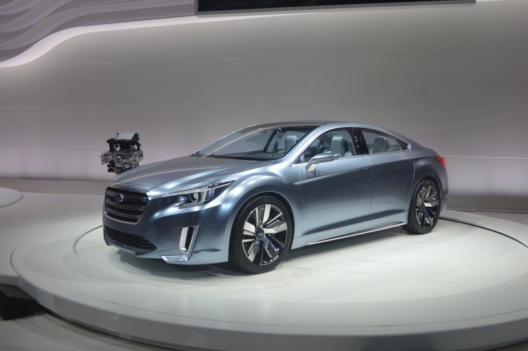 斯巴鲁首次亮相的遗产概念在2013年洛杉矶车展