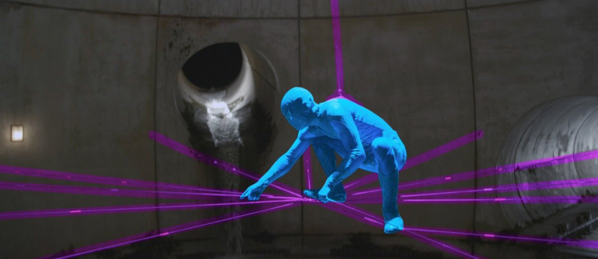 ．.．借助运动跟踪。