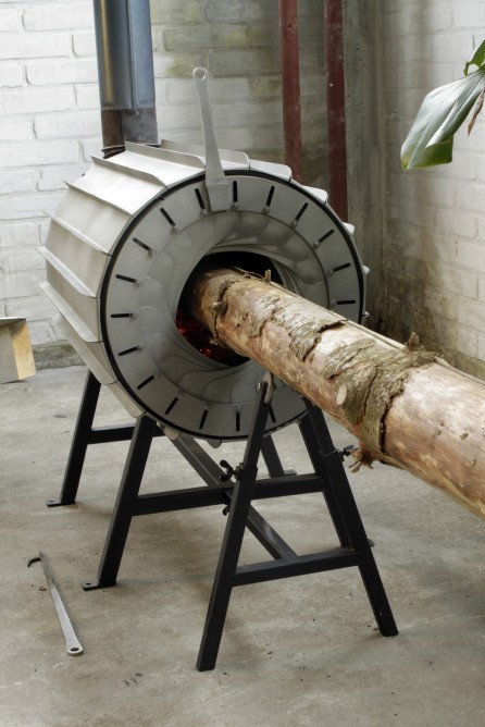 用户定期将日志推入更远的地方，因为它的末端燃烧了